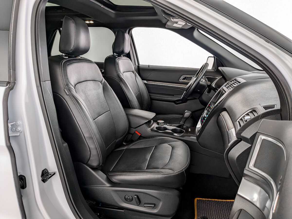 Ford Explorer, 2019 Фото №20