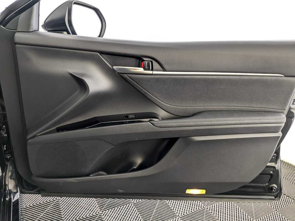 Toyota Camry, 2022 Фото №21