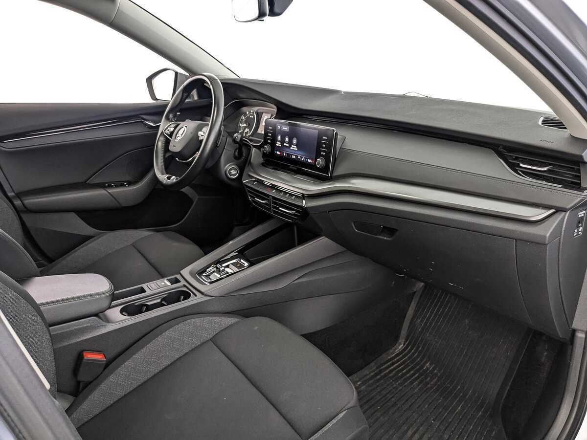 Skoda Octavia, 2021 Фото №9