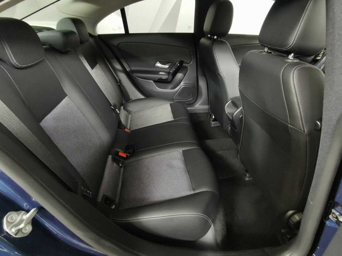 Mercedes-Benz CLA 200, 2020 Фото №12