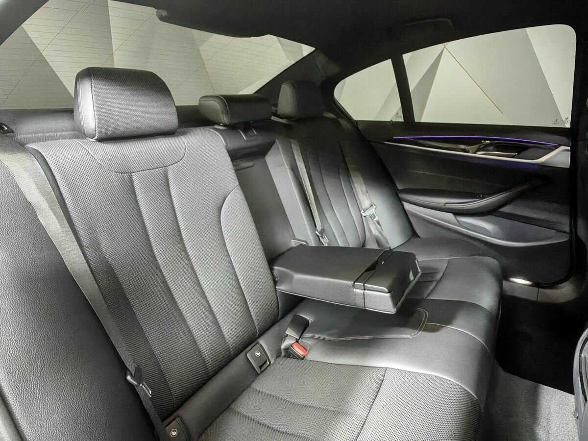 BMW 5 серии 520d, 2017 Фото №11