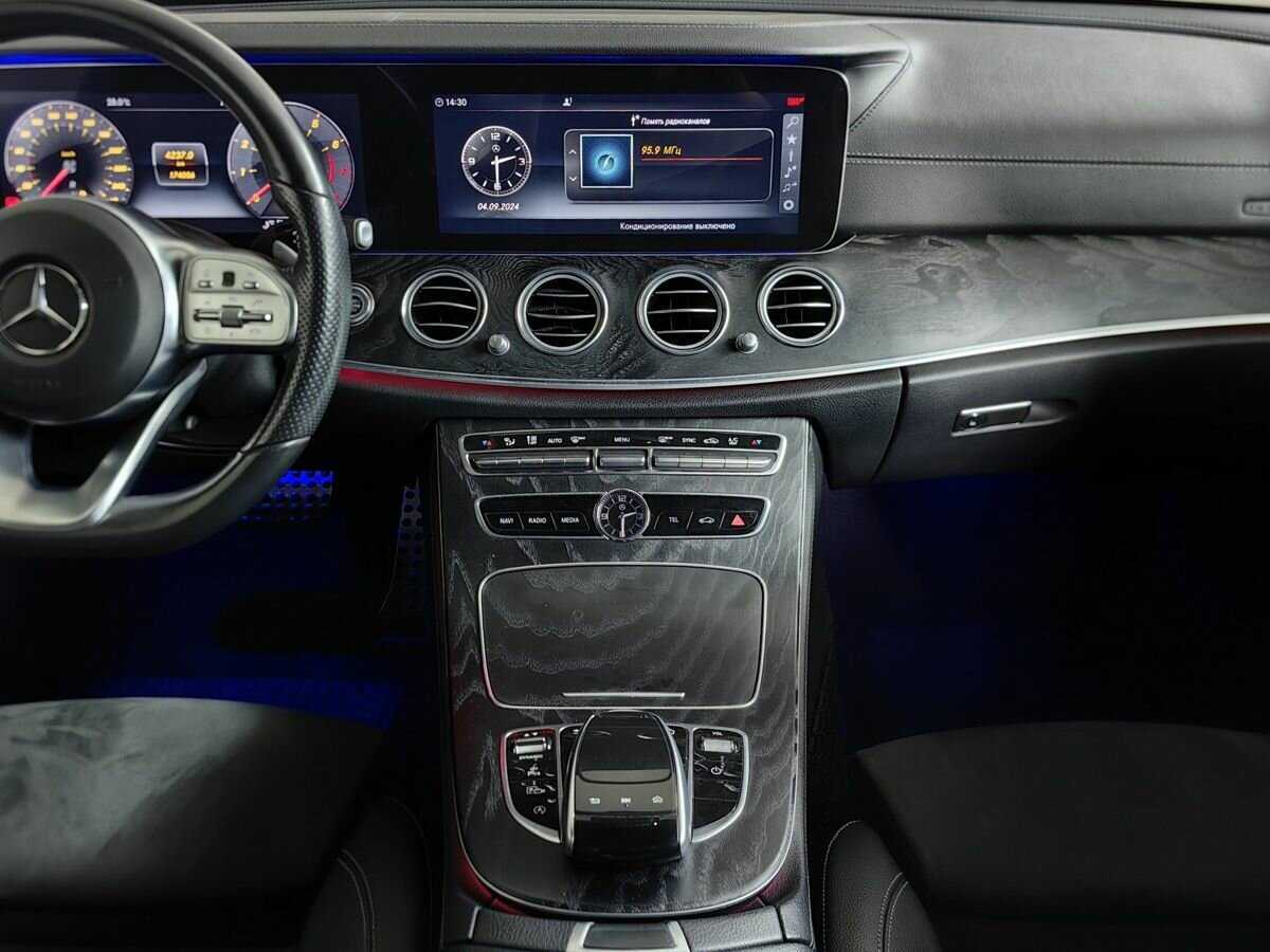 Mercedes-Benz E-Класс 200, 2019 Фото №11