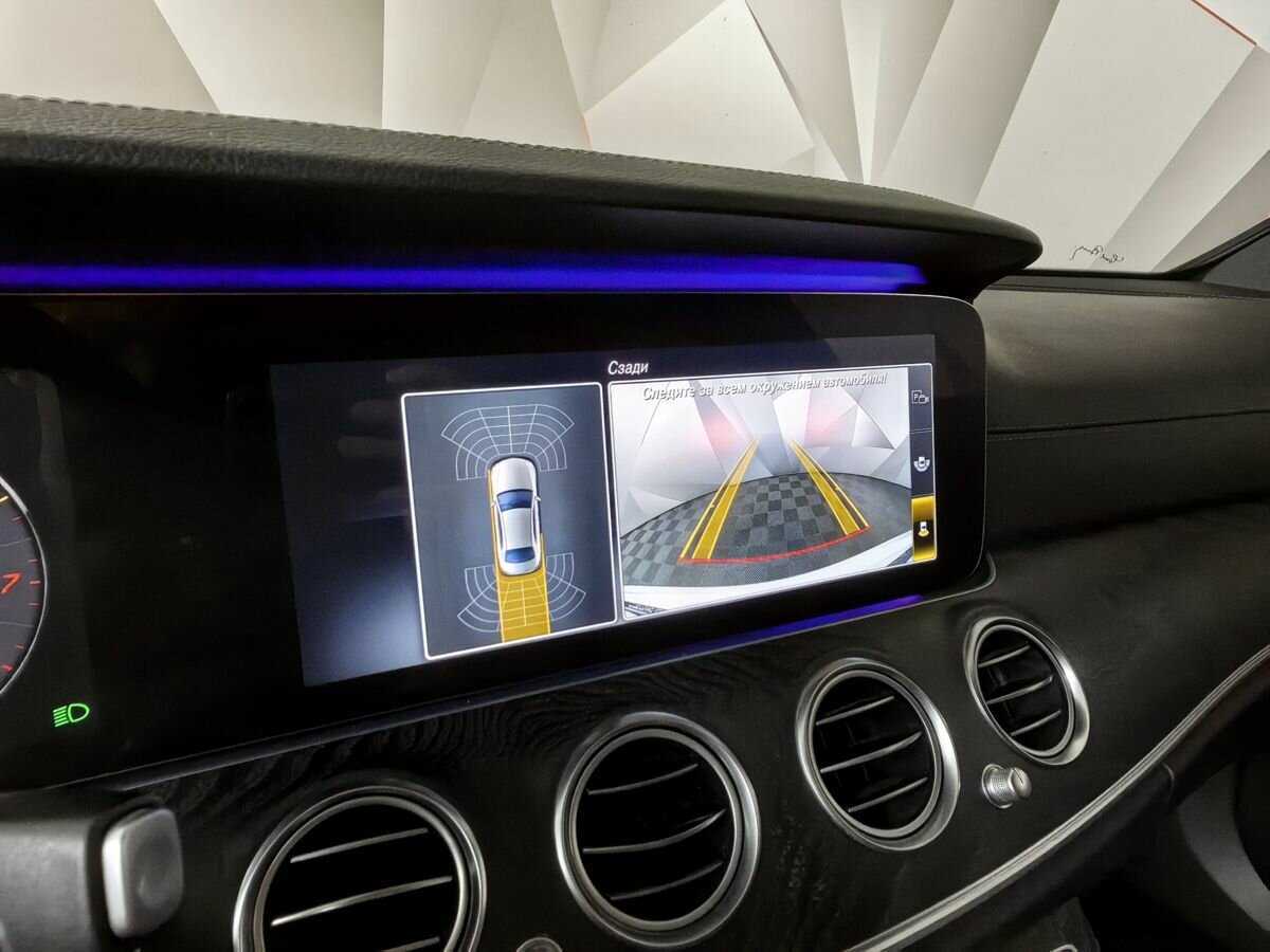 Mercedes-Benz E-Класс 200, 2019 Фото №16