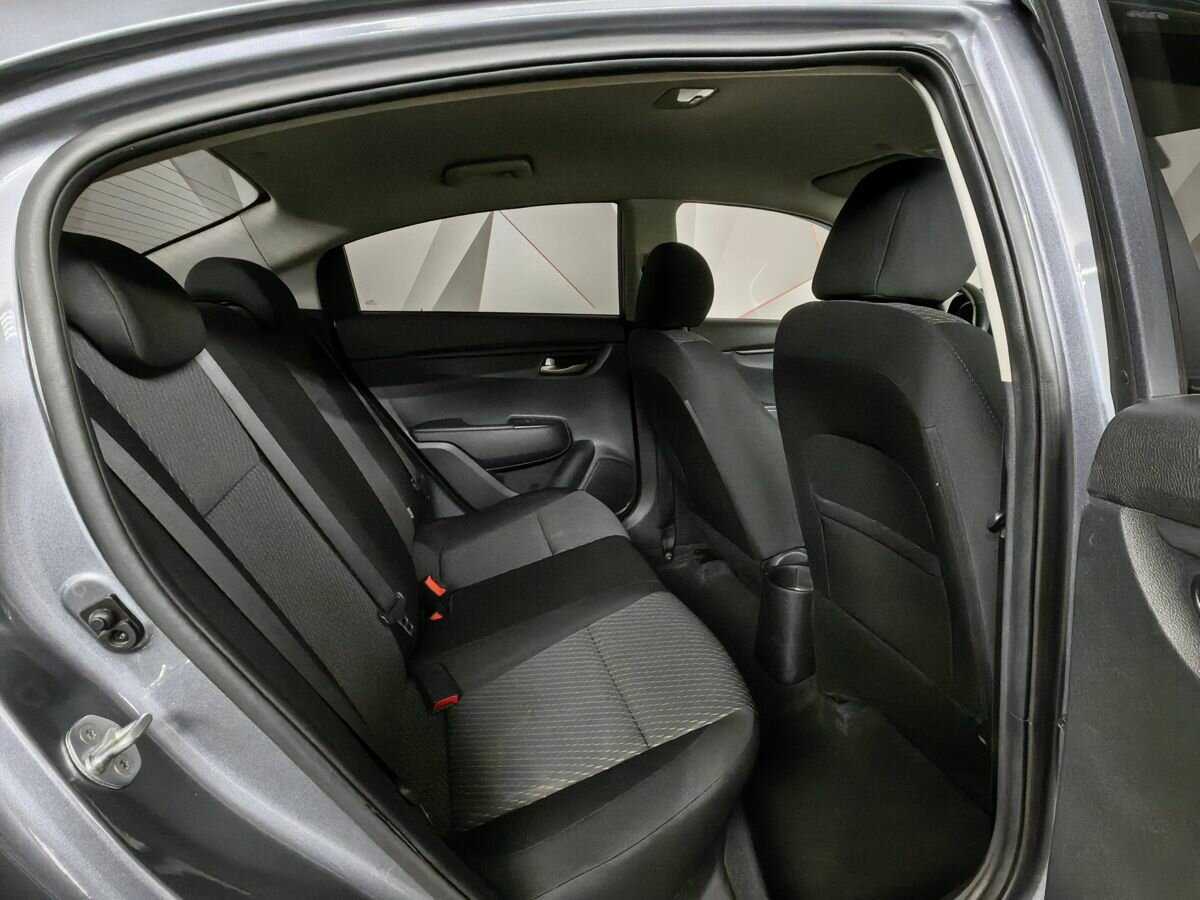 Kia Rio, 2018 Фото №12
