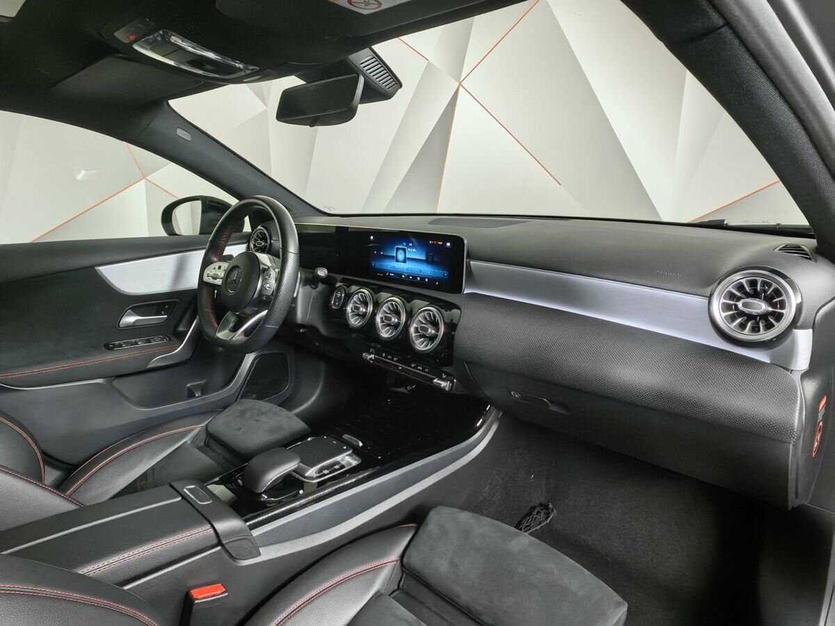 Mercedes-Benz A-Класс 220, 2019 Фото №9