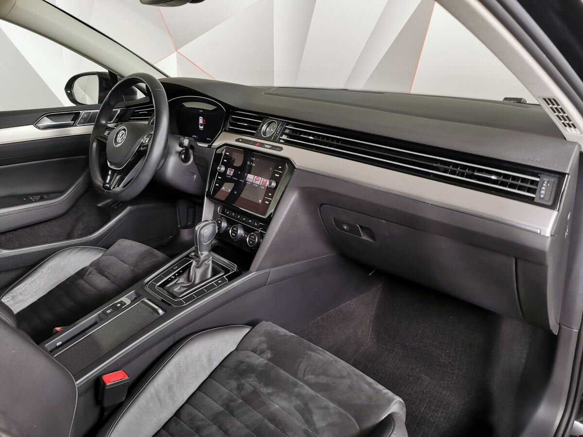 Volkswagen Passat, 2019 Фото №9