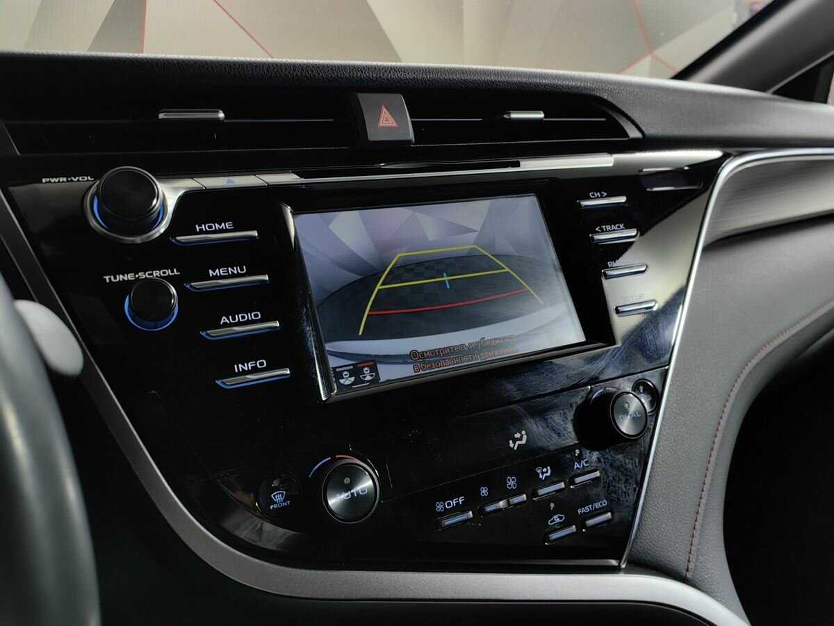 Toyota Camry, 2020 Фото №16