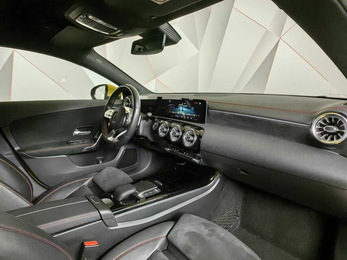 Mercedes-Benz CLA 200, 2020 - 39 939 км. | Фото №8