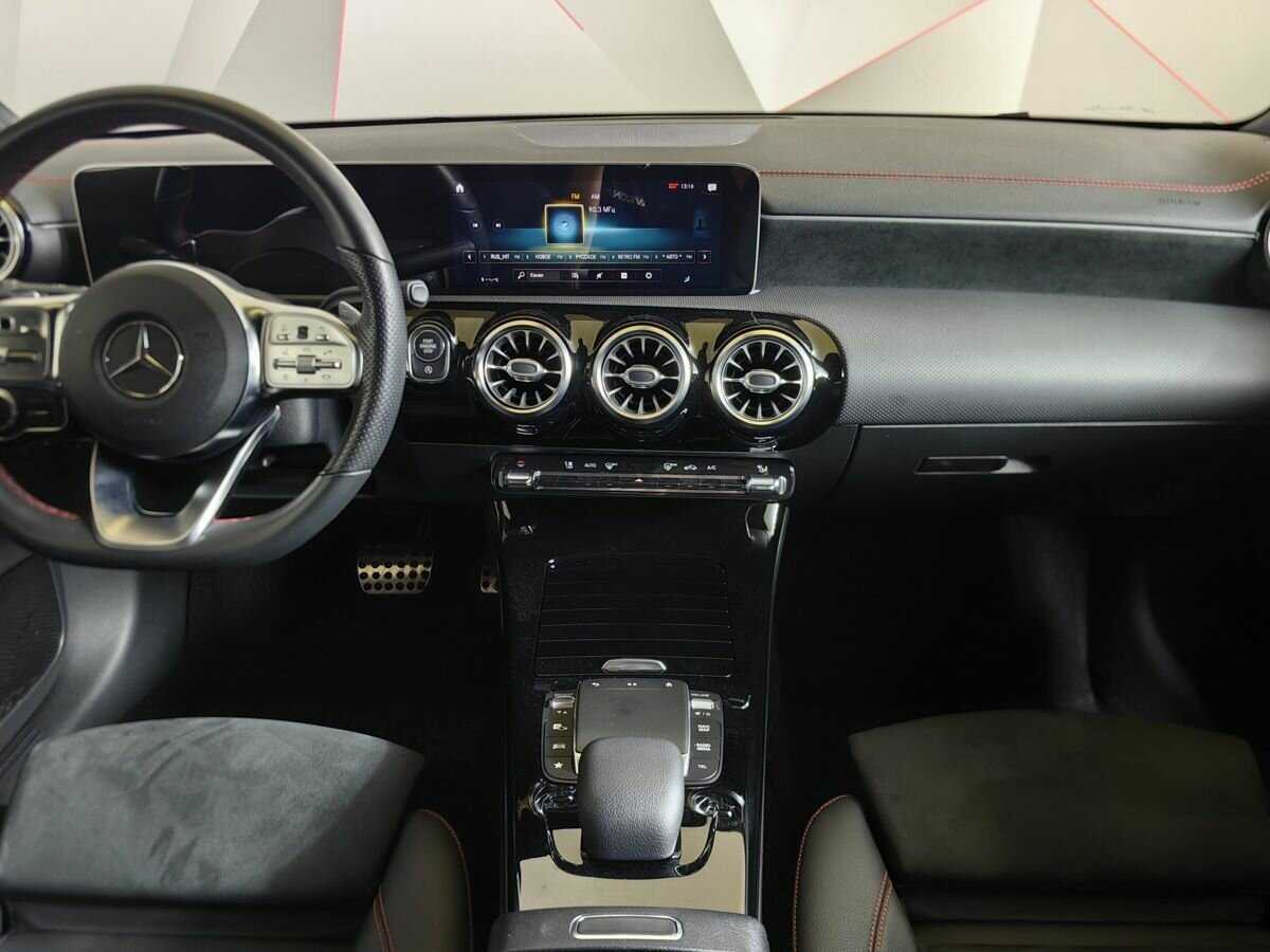 Mercedes-Benz CLA 200, 2020 Фото №10