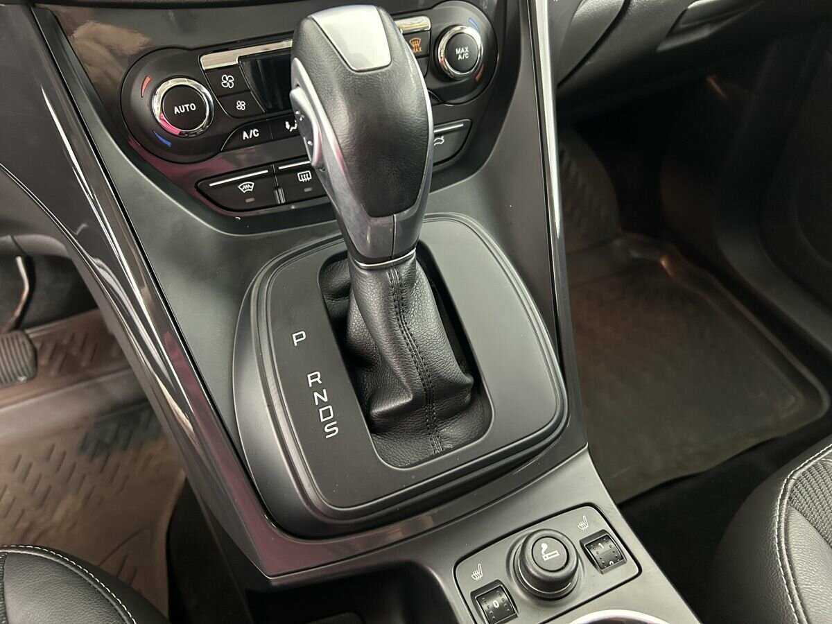 Ford Kuga, 2015 Фото №12