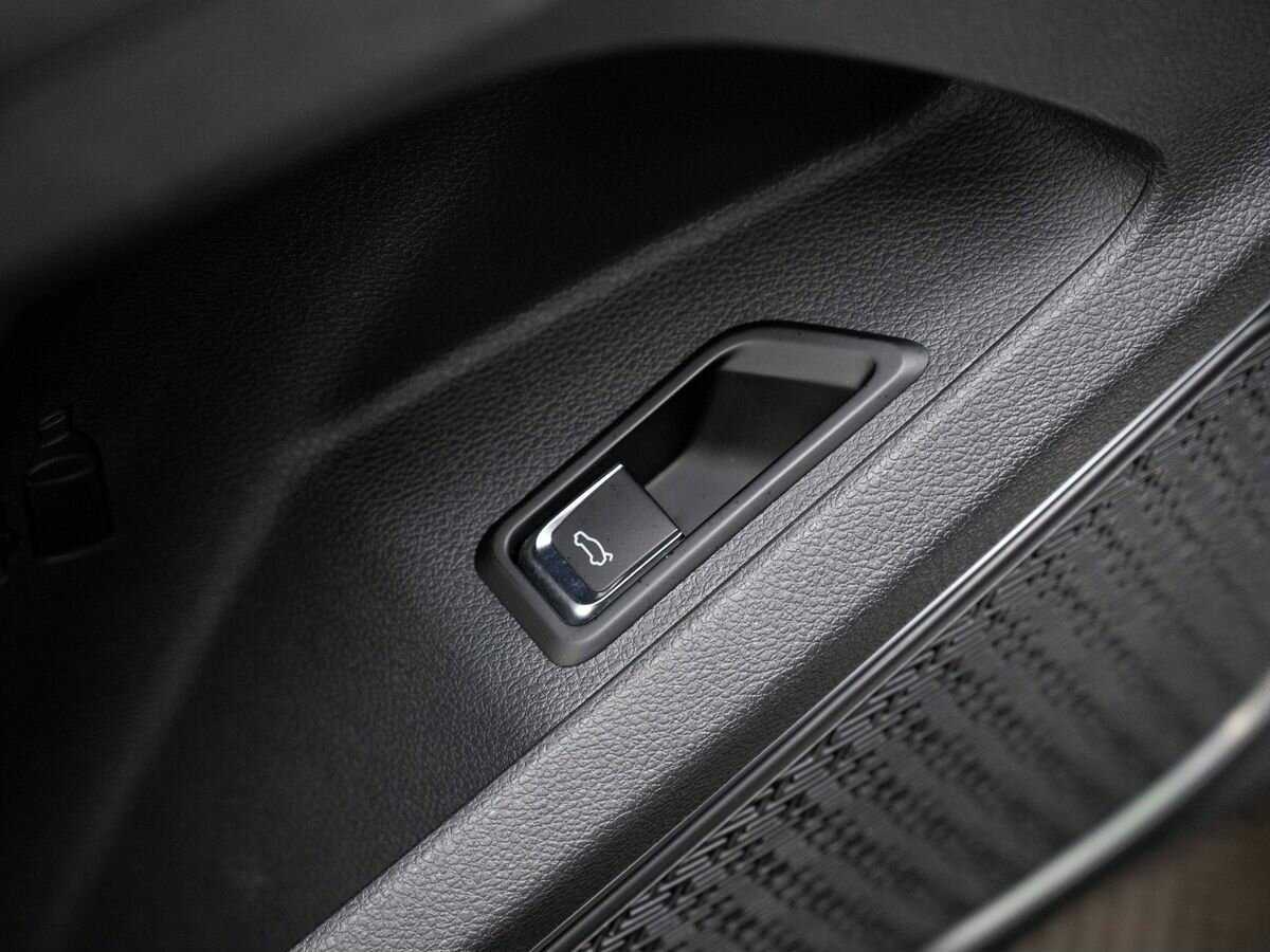 Geely Tugella, 2022 Фото №21