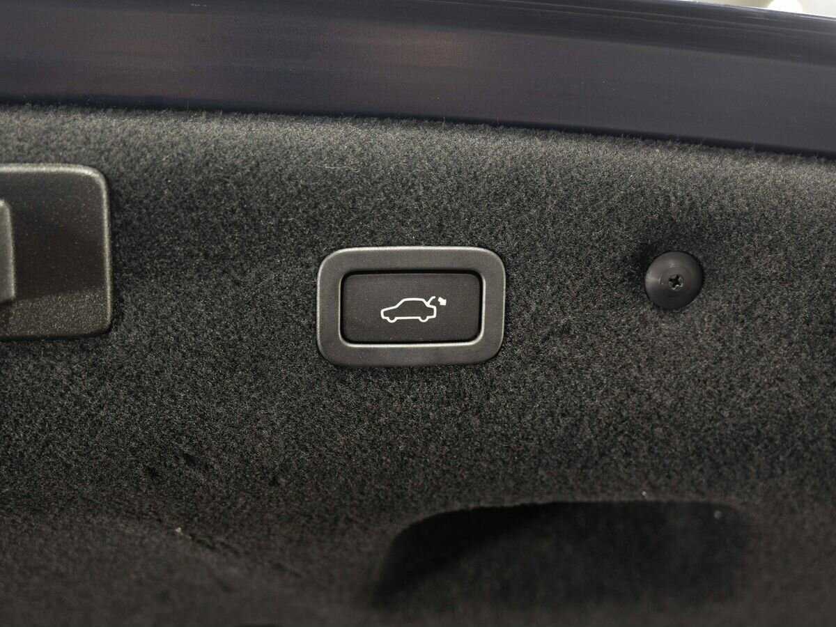 Jaguar XF, 2017 Фото №27