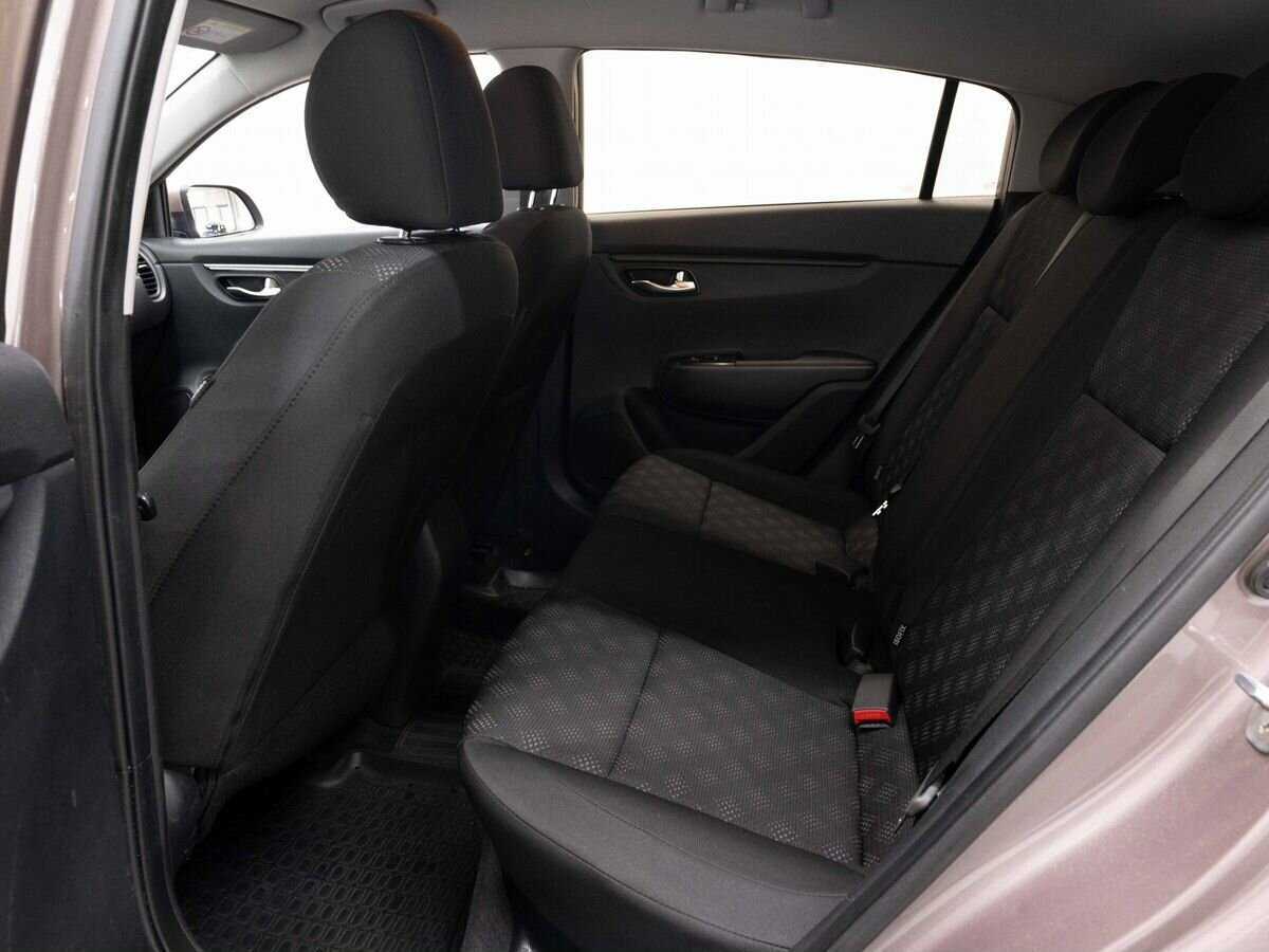 Kia Rio X-Line, 2018 Фото №9