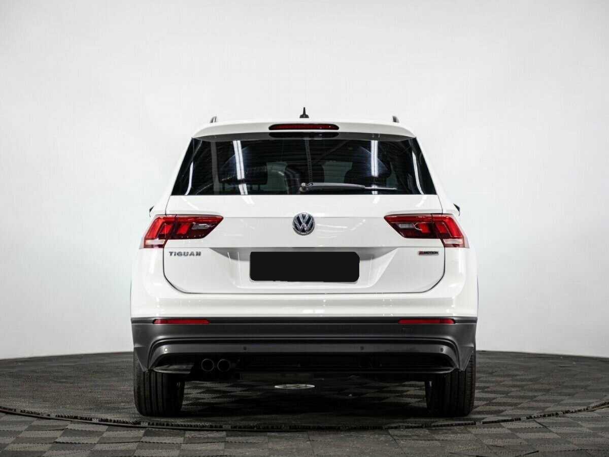 Volkswagen Tiguan, 2018 Фото №5