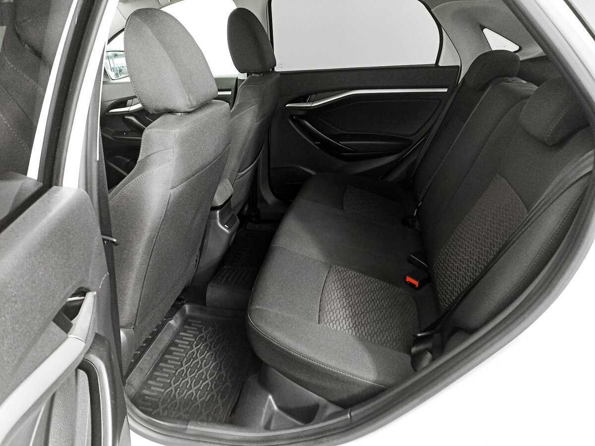 Lada (ВАЗ) Vesta, 2021 Фото №8