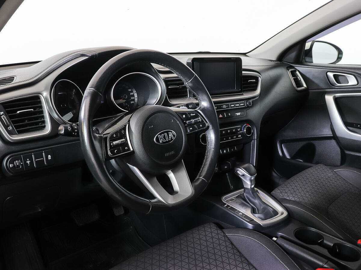 Kia Ceed, 2019 Фото №12