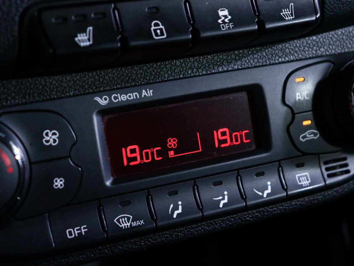 Kia Ceed, 2013 Фото №18
