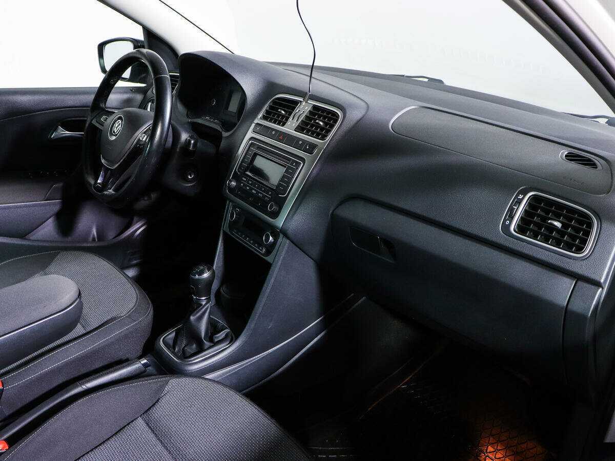 Volkswagen Polo, 2017 Фото №7
