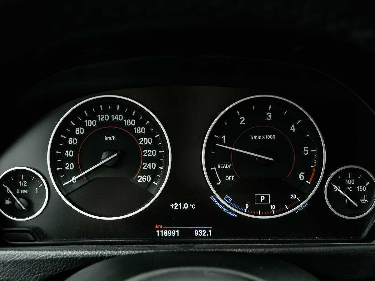 BMW 3 серии 320d xDrive, 2016 Фото №10