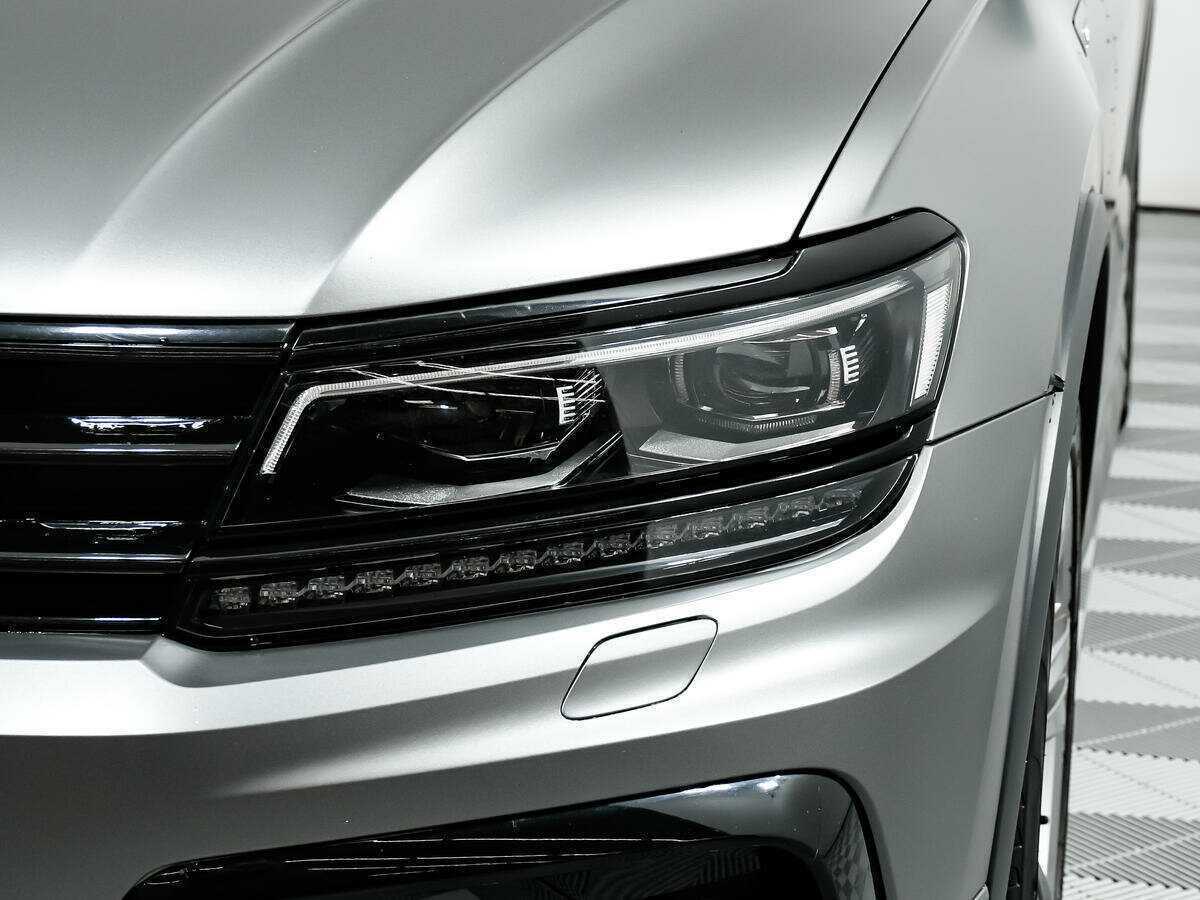 Volkswagen Tiguan, 2019 Фото №15