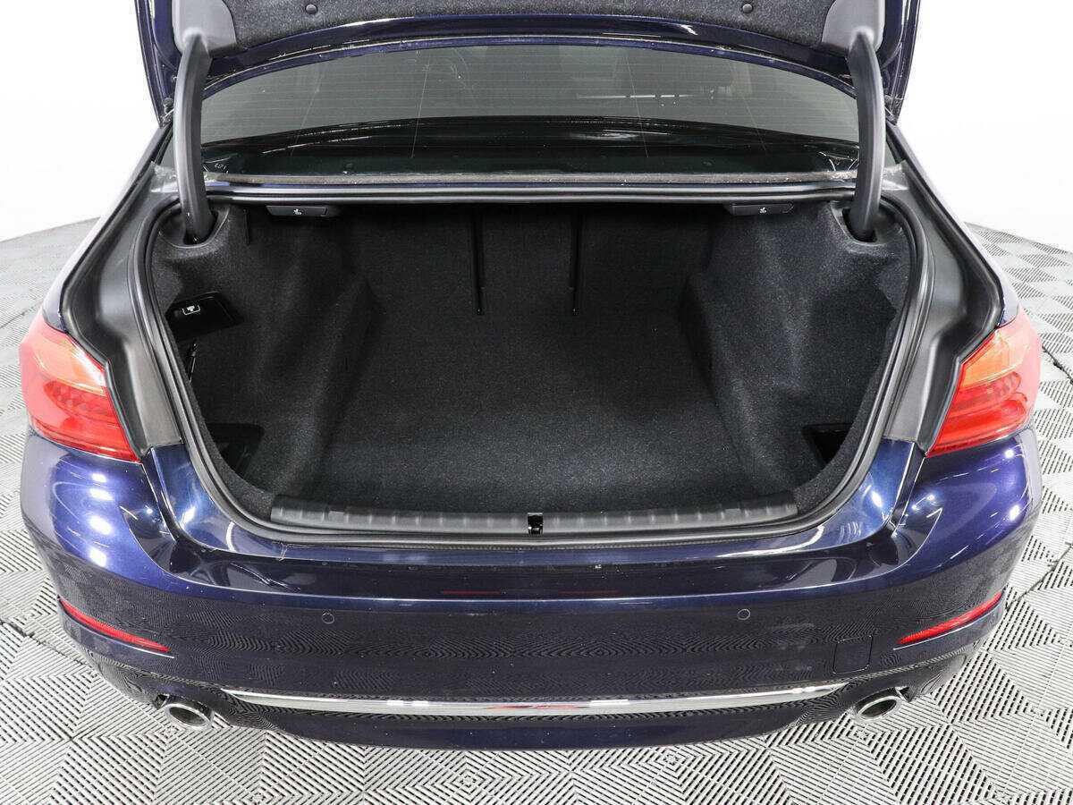 BMW 5 серии 520d xDrive, 2017 Фото №9