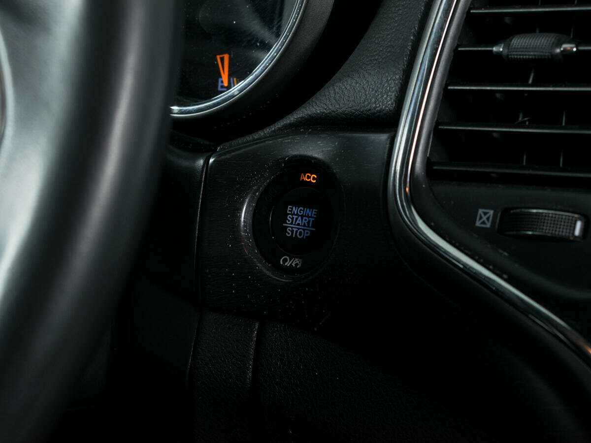 Jeep Grand Cherokee, 2018 Фото №17