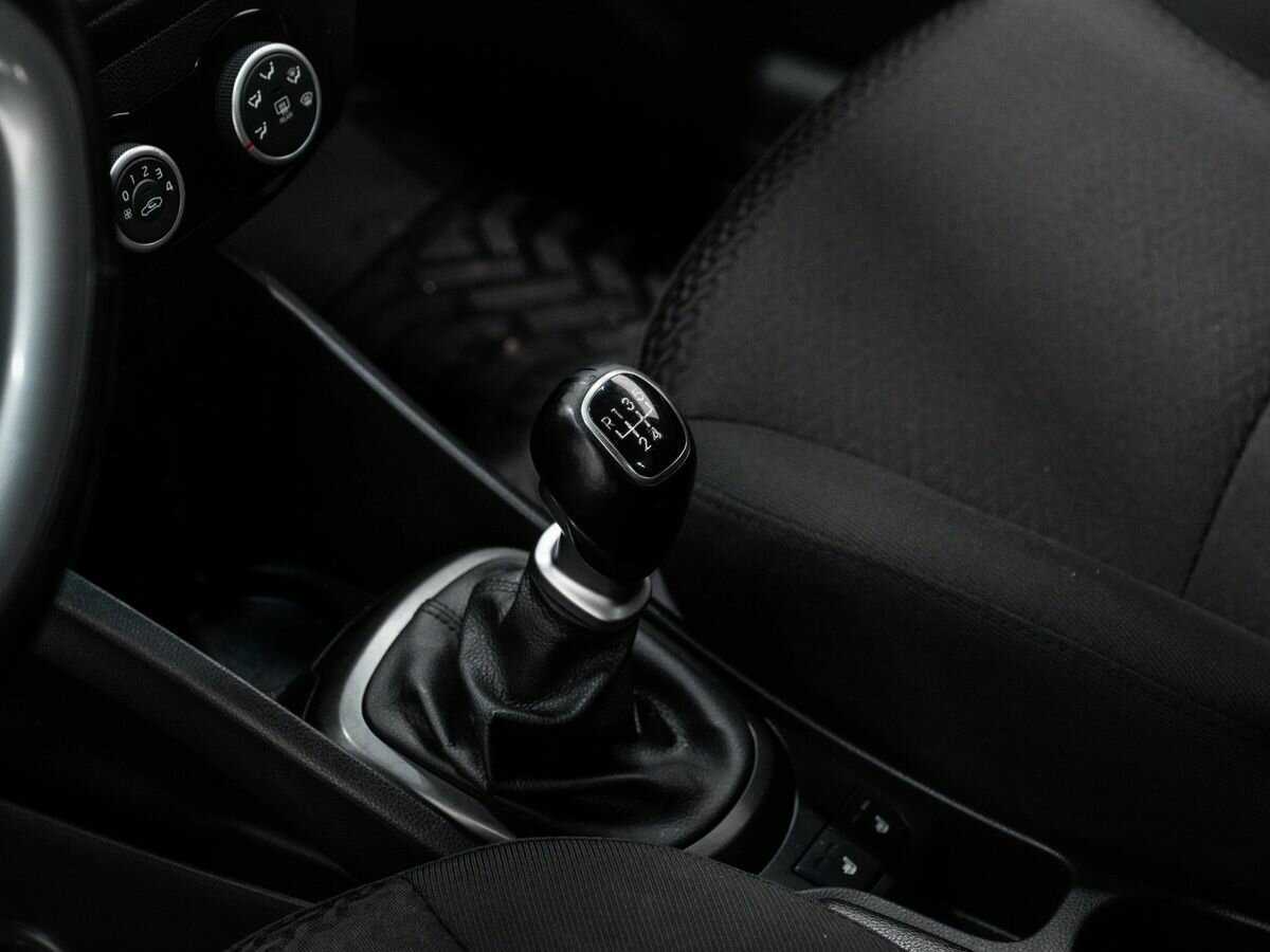 Kia Rio, 2016 Фото №16