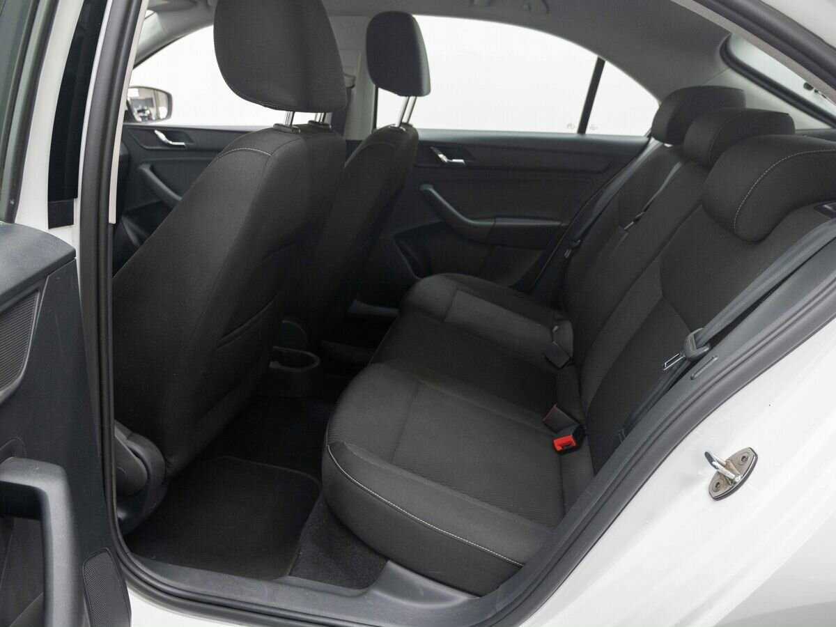 Skoda Rapid, 2015 Фото №9