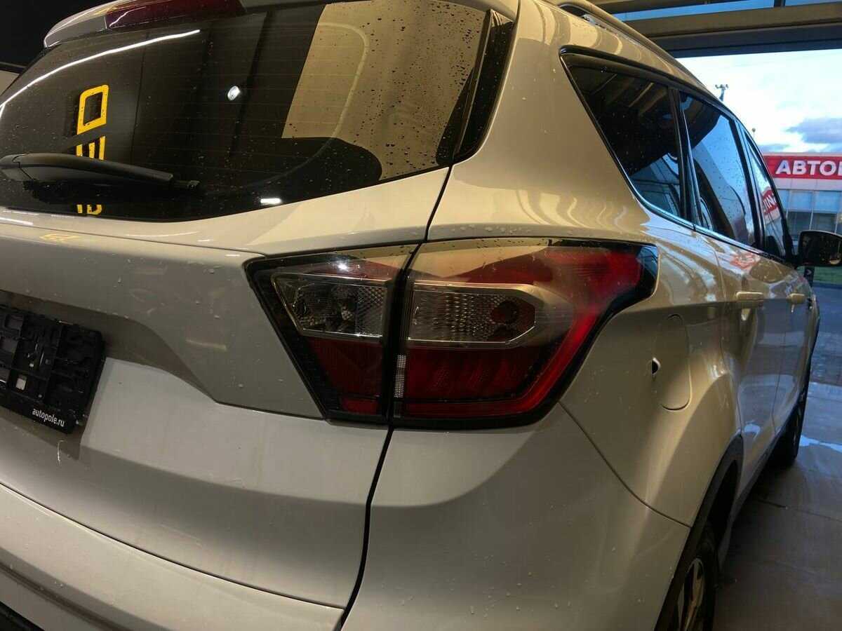 Ford Kuga, 2018 Фото №7