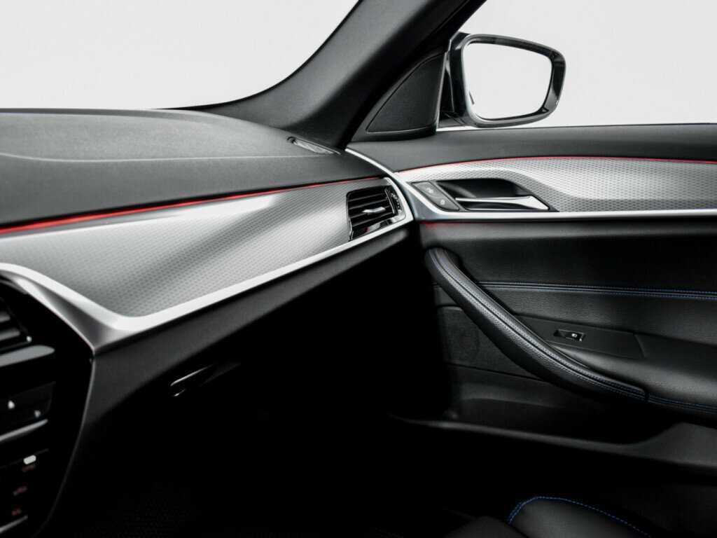 BMW 5 серии 520d xDrive, 2019 Фото №17