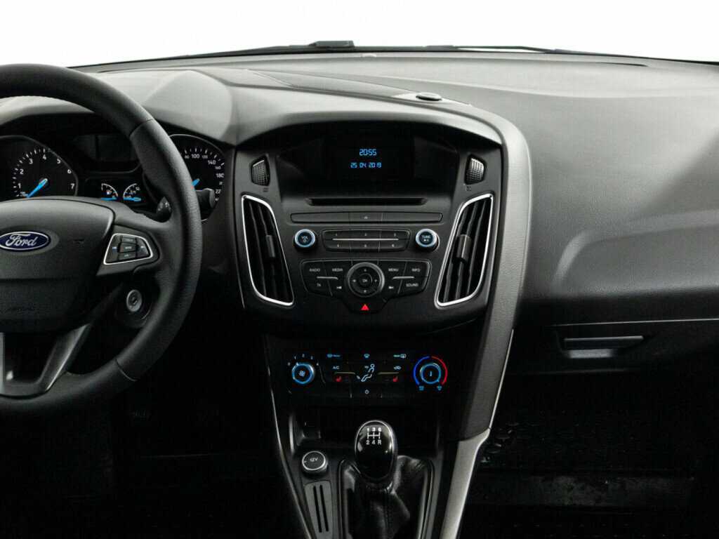 Ford Focus, 2018 Фото №13