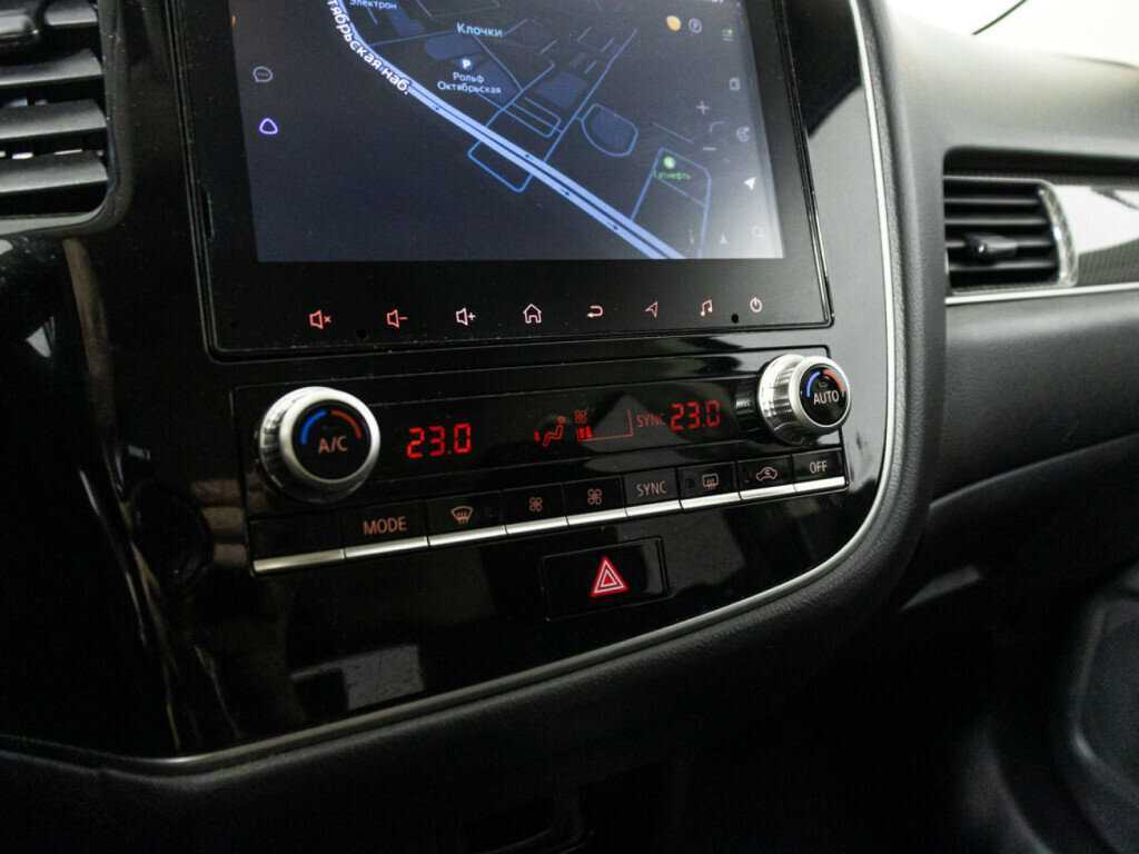 Mitsubishi Outlander, 2021 Фото №18