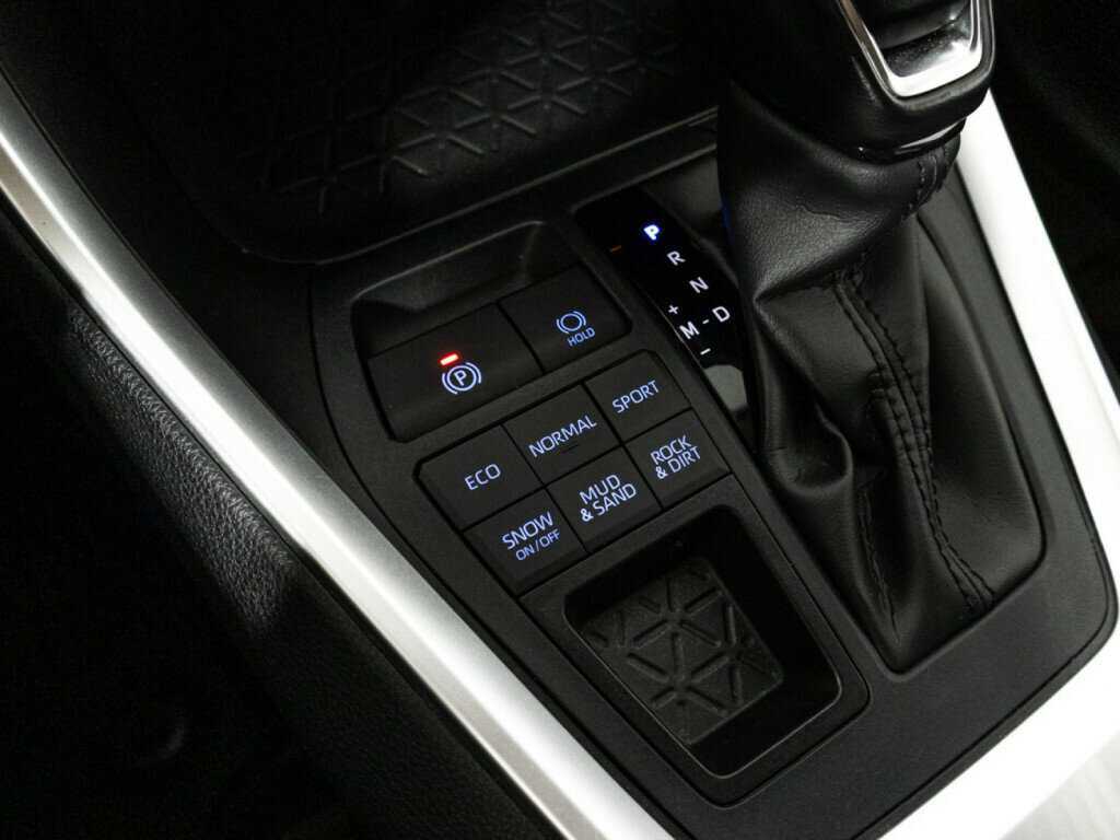 Toyota RAV4, 2021 Фото №18