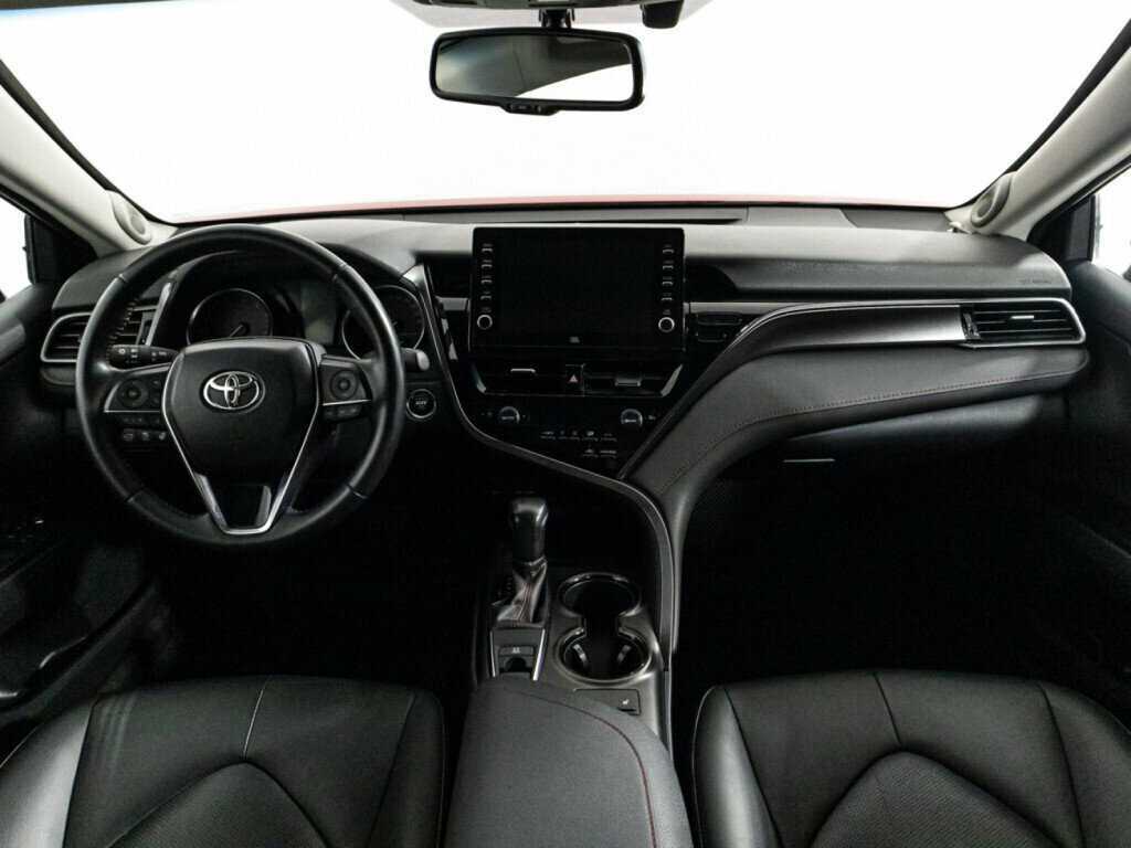 Toyota Camry, 2021 Фото №13