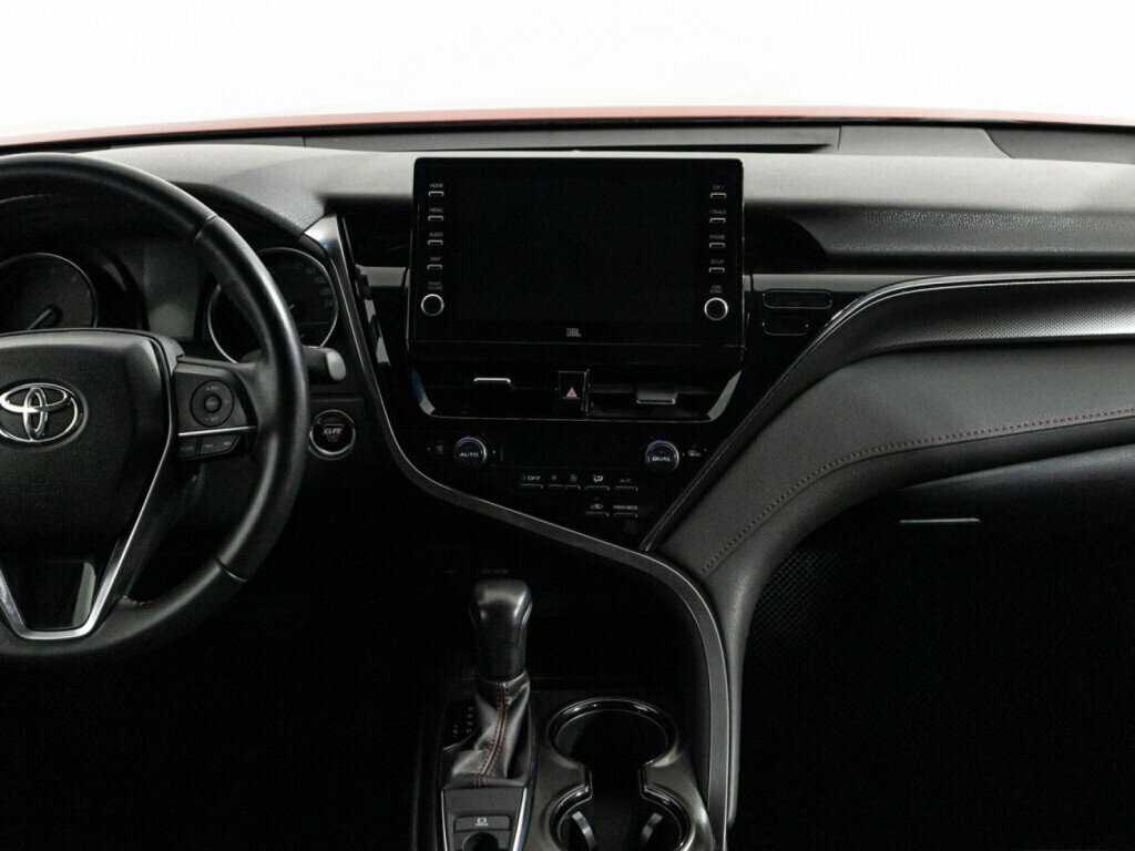 Toyota Camry, 2021 Фото №14