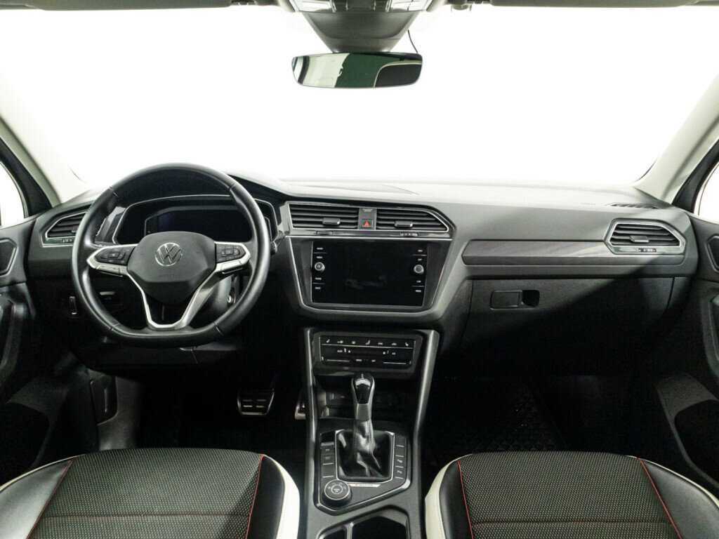 Volkswagen Tiguan, 2021 Фото №13