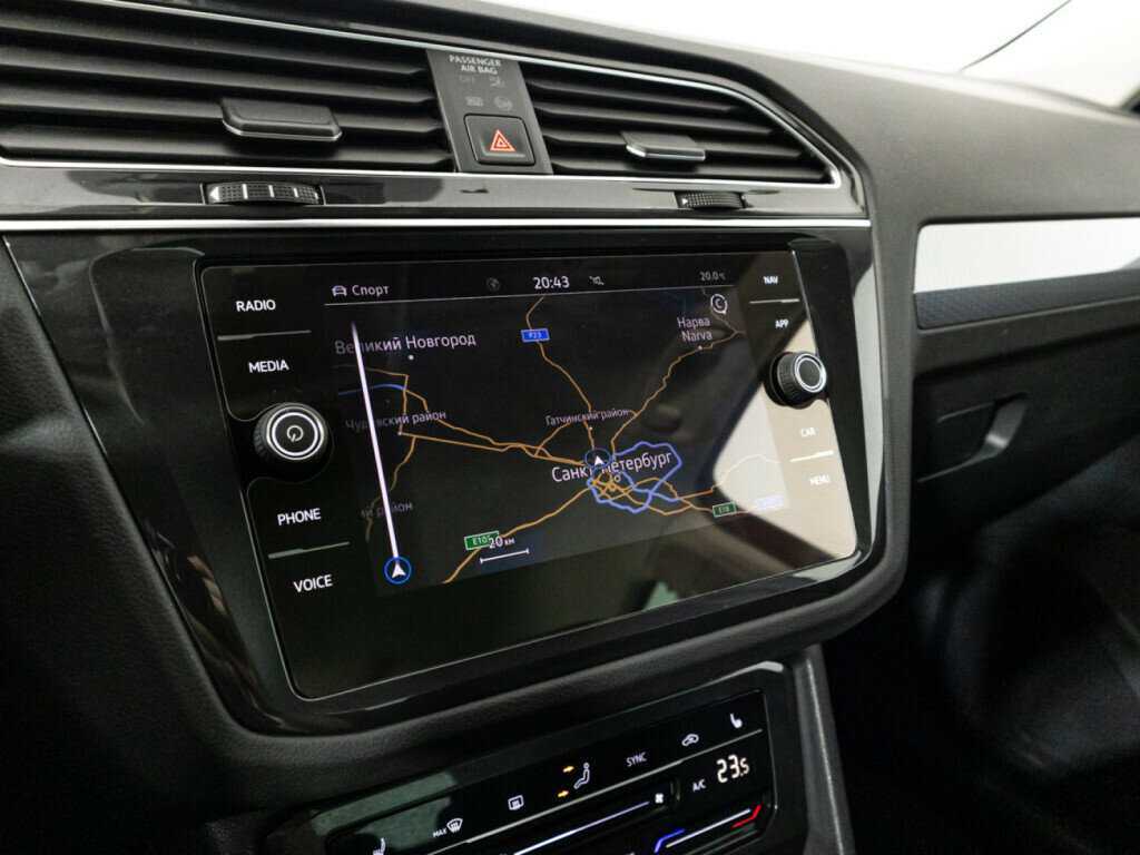 Volkswagen Tiguan, 2020 Фото №17