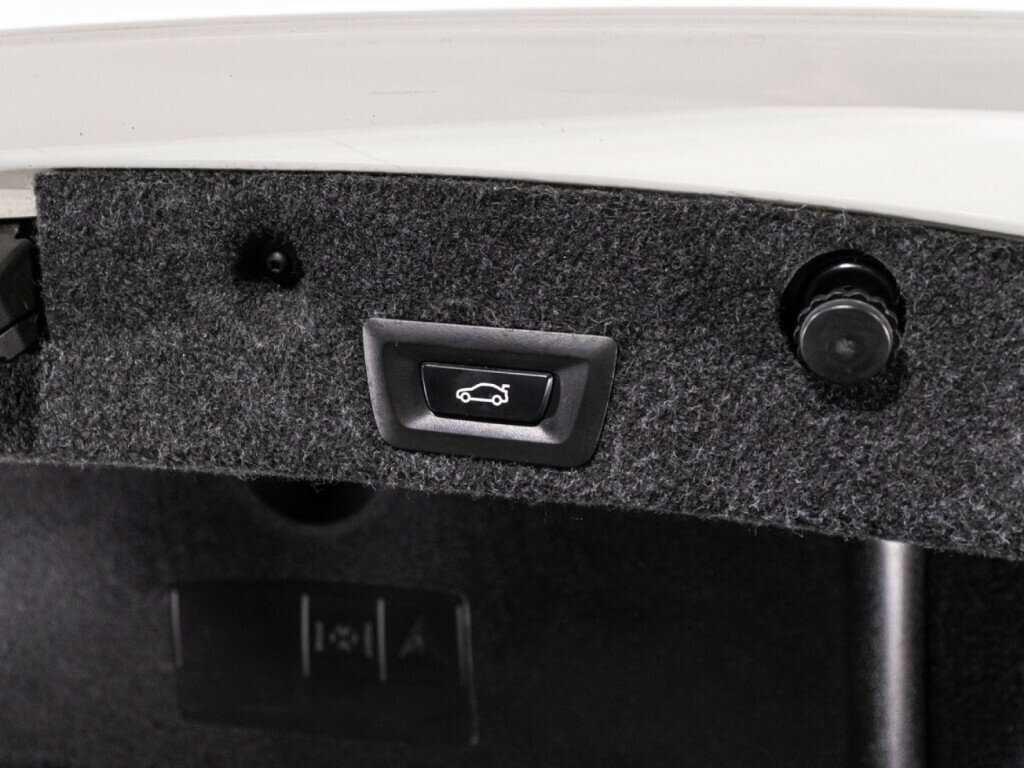 BMW 5 серии 520i, 2016 Фото №16