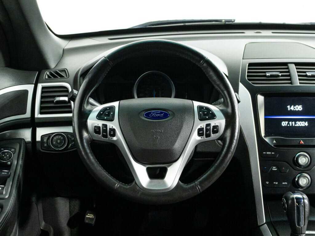 Ford Explorer, 2015 Фото №19