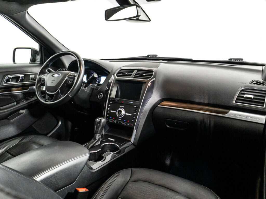 Ford Explorer, 2018 Фото №9