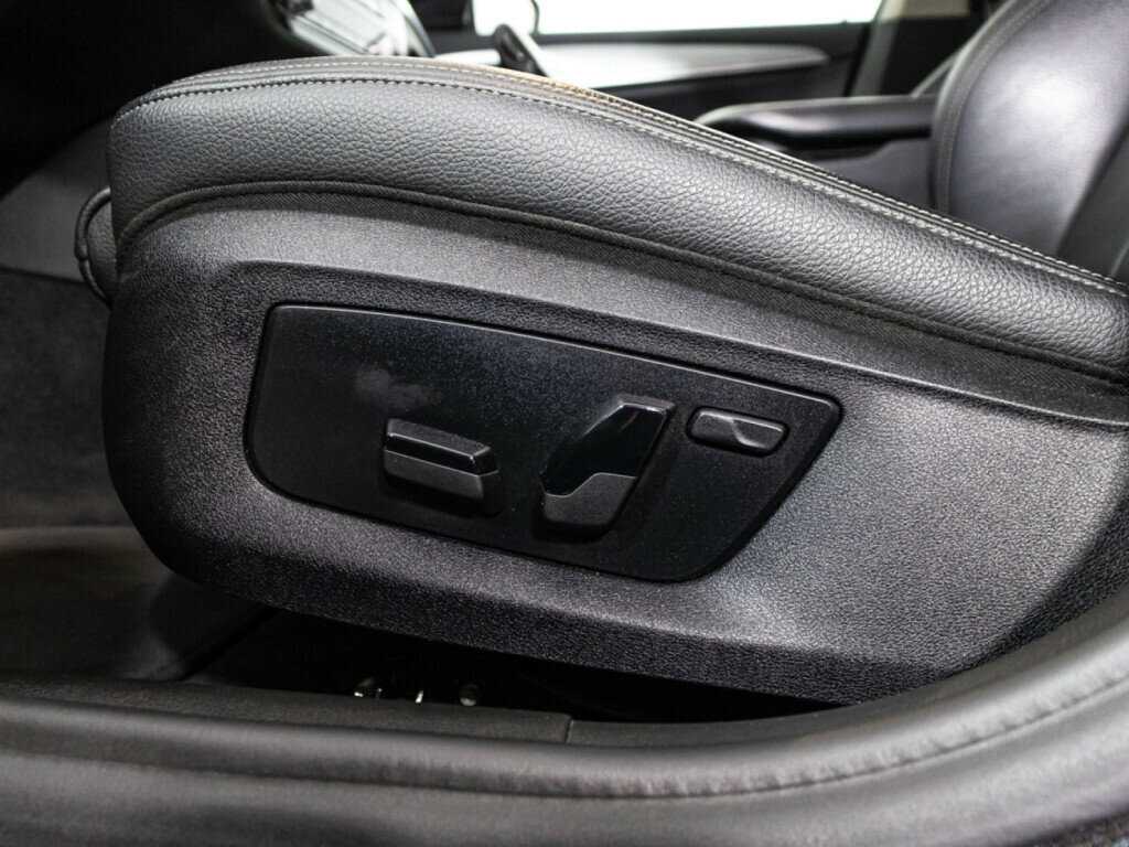 BMW 5 серии 520d xDrive, 2018 Фото №25