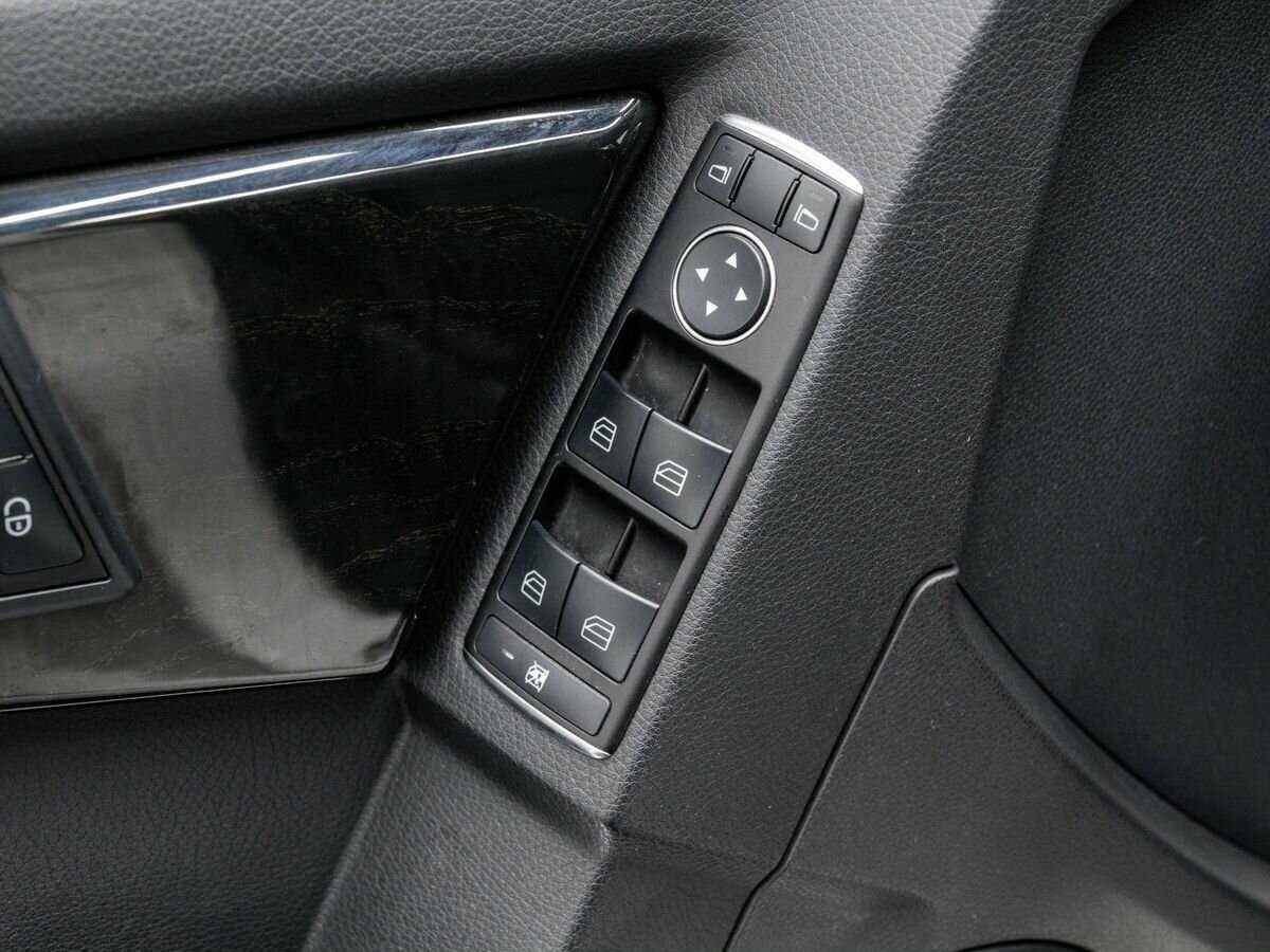 Mercedes-Benz GLK-Класс 300, 2013 Фото №13