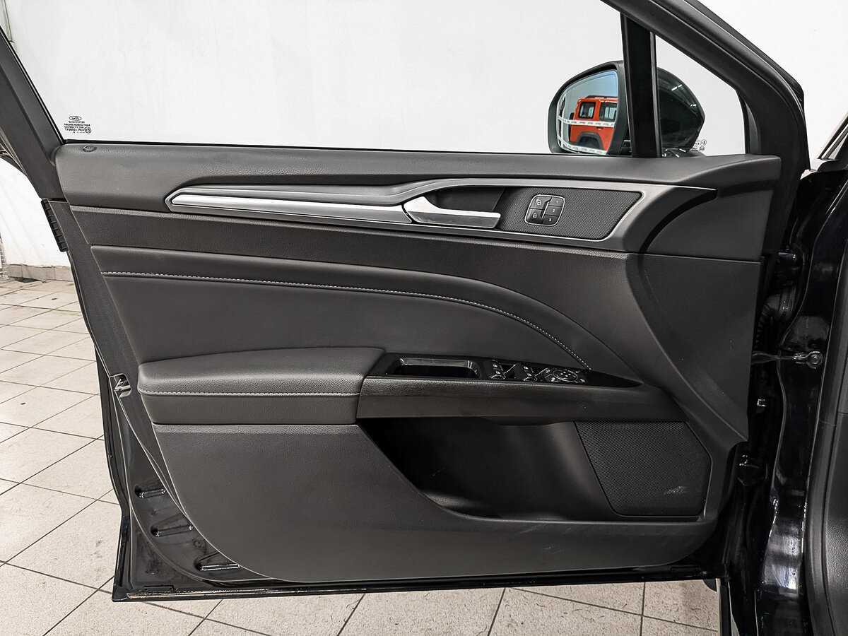 Ford Mondeo, 2016 Фото №19