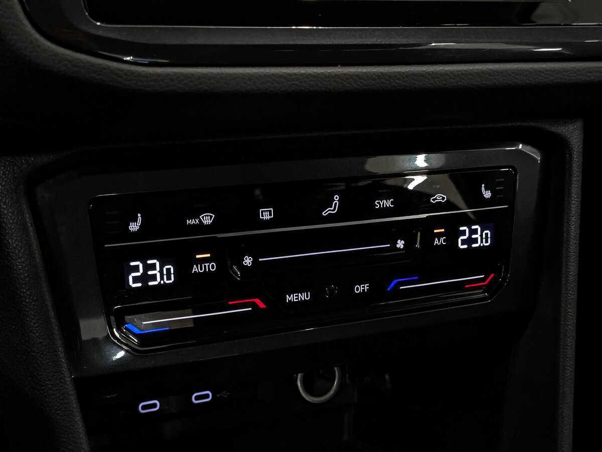 Volkswagen Tiguan, 2021 Фото №21