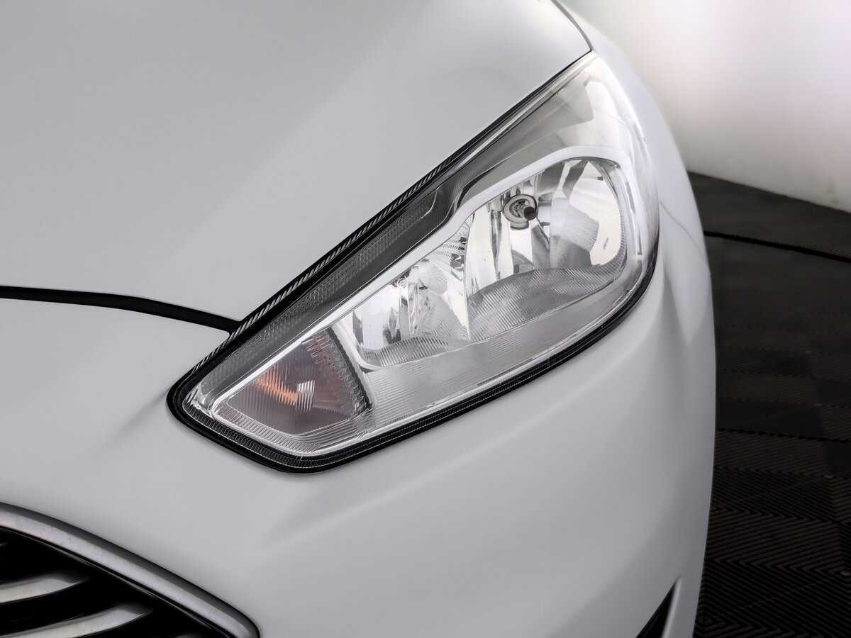 Ford Focus, 2018 Фото №17