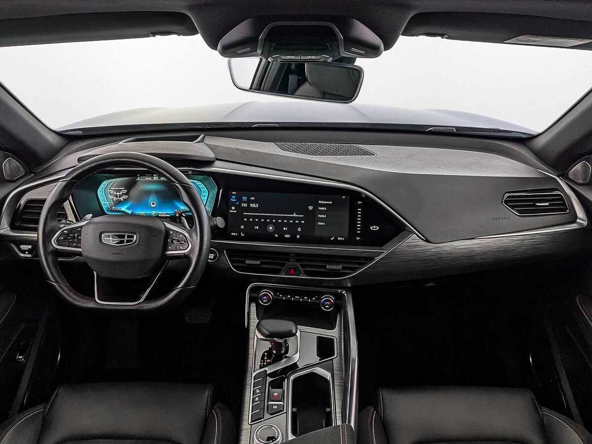 Geely Tugella, 2023 Фото №14