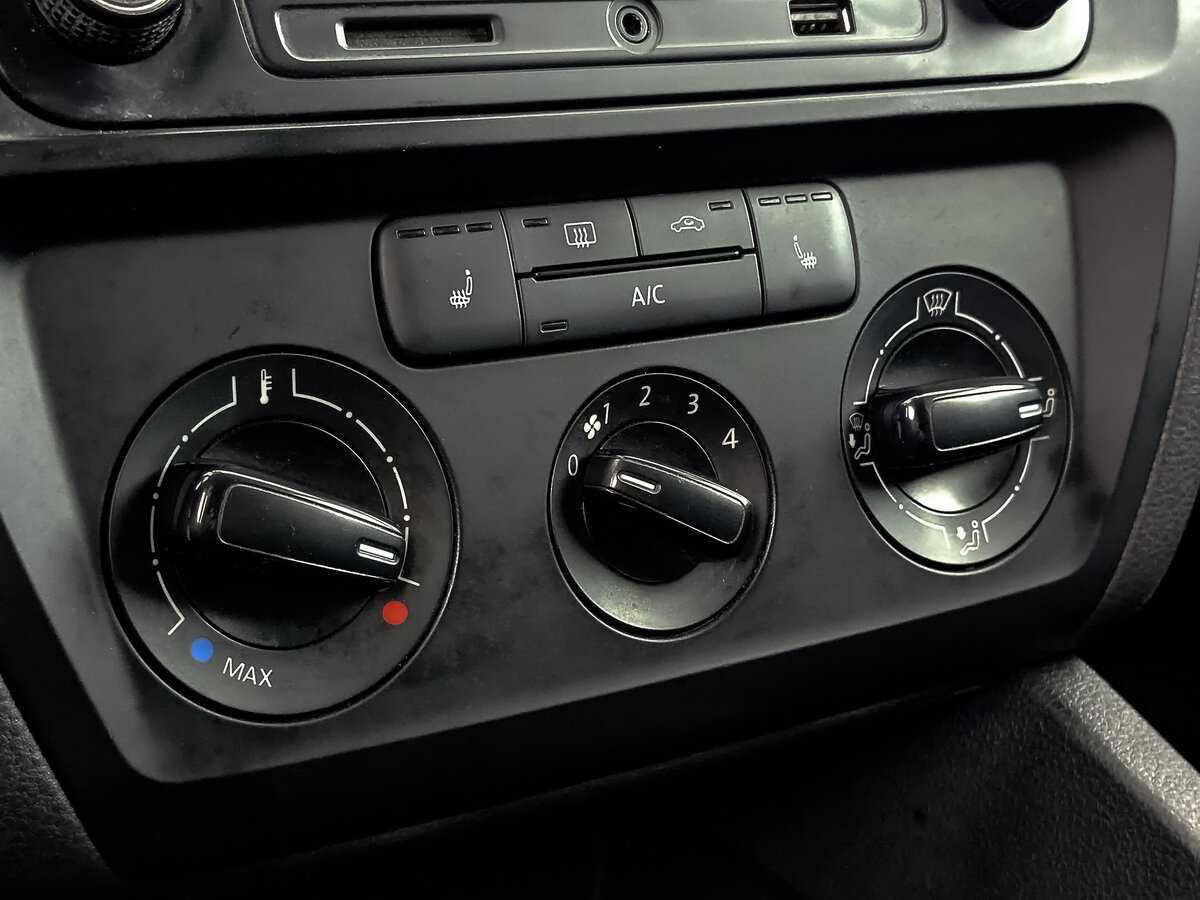 Volkswagen Jetta, 2016 Фото №21