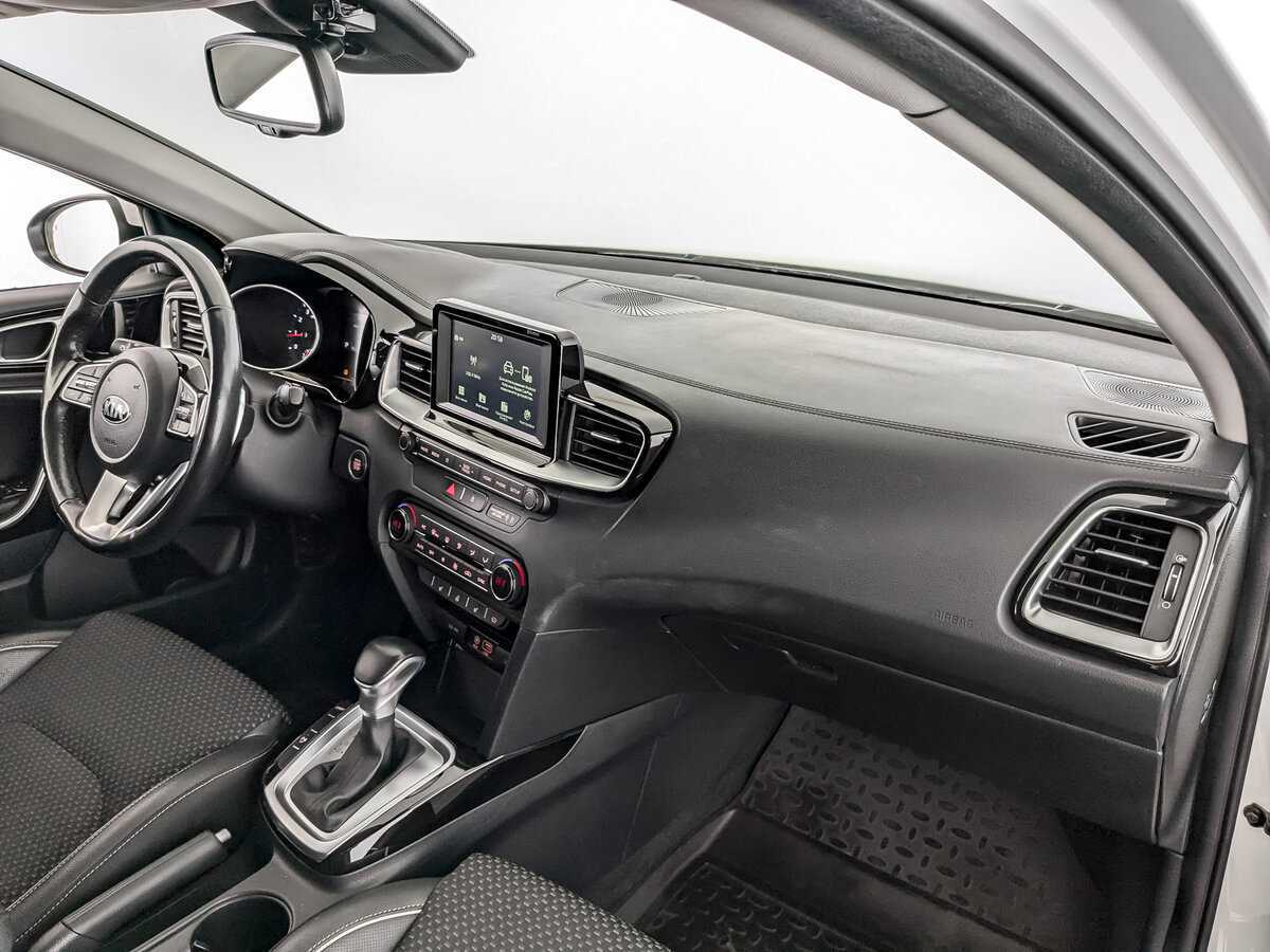Kia Ceed, 2020 Фото №11