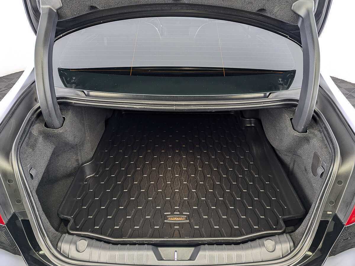 Jaguar XF, 2018 Фото №10