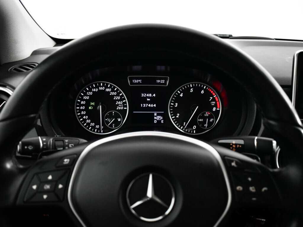Mercedes-Benz B-Класс 180, 2014 Фото №11